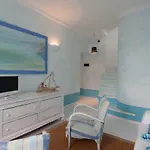 Apt. With An Exciting View Apartment *